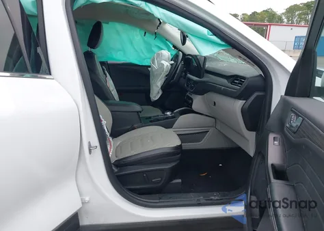 2023 Ford Escape Phev z USA, uszkodzony, nr VIN 1FMCU0E16PUA75559